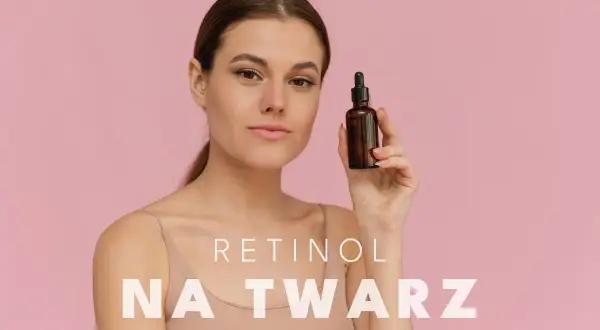 Kobieta prezentuje serum z retinolem, pokazując jak stosować retinol na twarz dla pięknej cery.